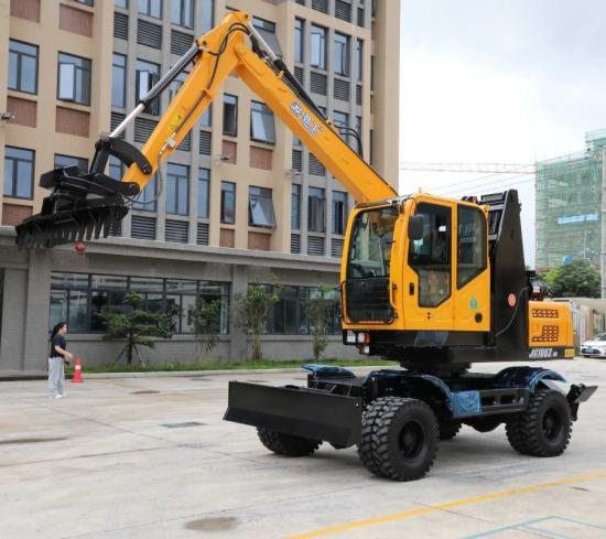 Пять тысяч двести один