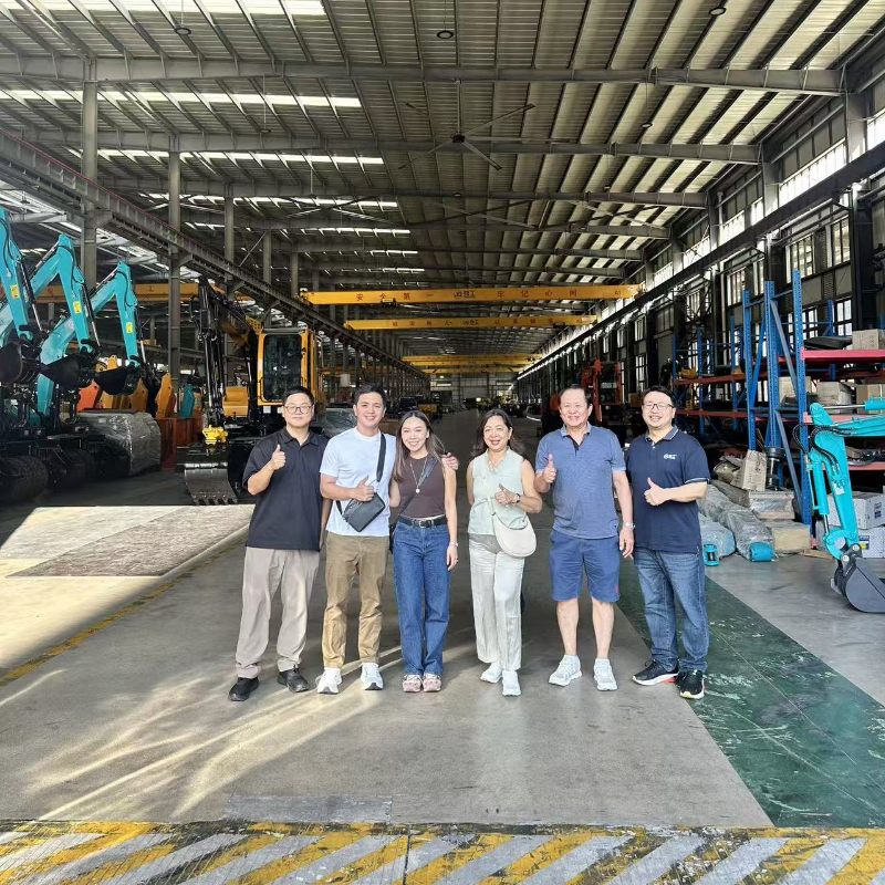 Филиппинская делегация посетила страну и совместно обсудила вопросы сотрудничества в области комбайнов для сбора сахарного тростника.